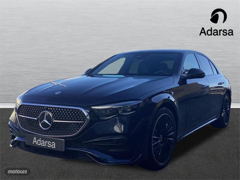 Azul náutico Usado 2024 Mercedes E220 AMG line Berlina | 76.000 € (Precio justo) - Imagen 1/4