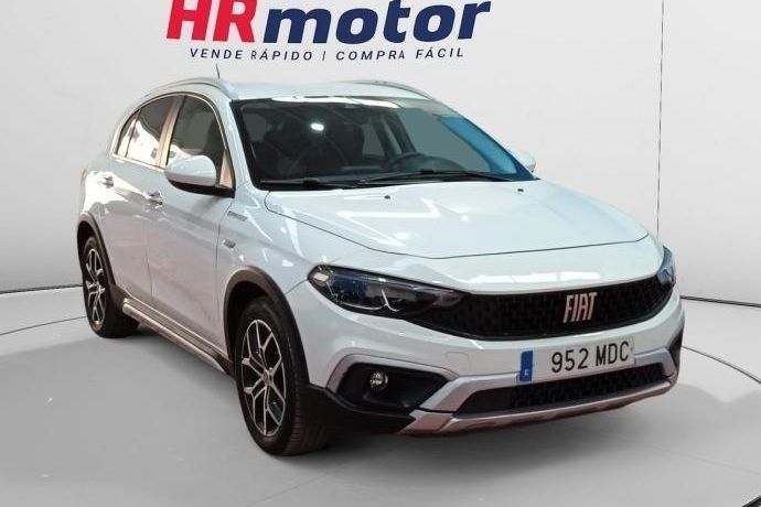 Usado 2022 Fiat Tipo Cross | 13.960 € (Precio justo) - Imagen 1/4