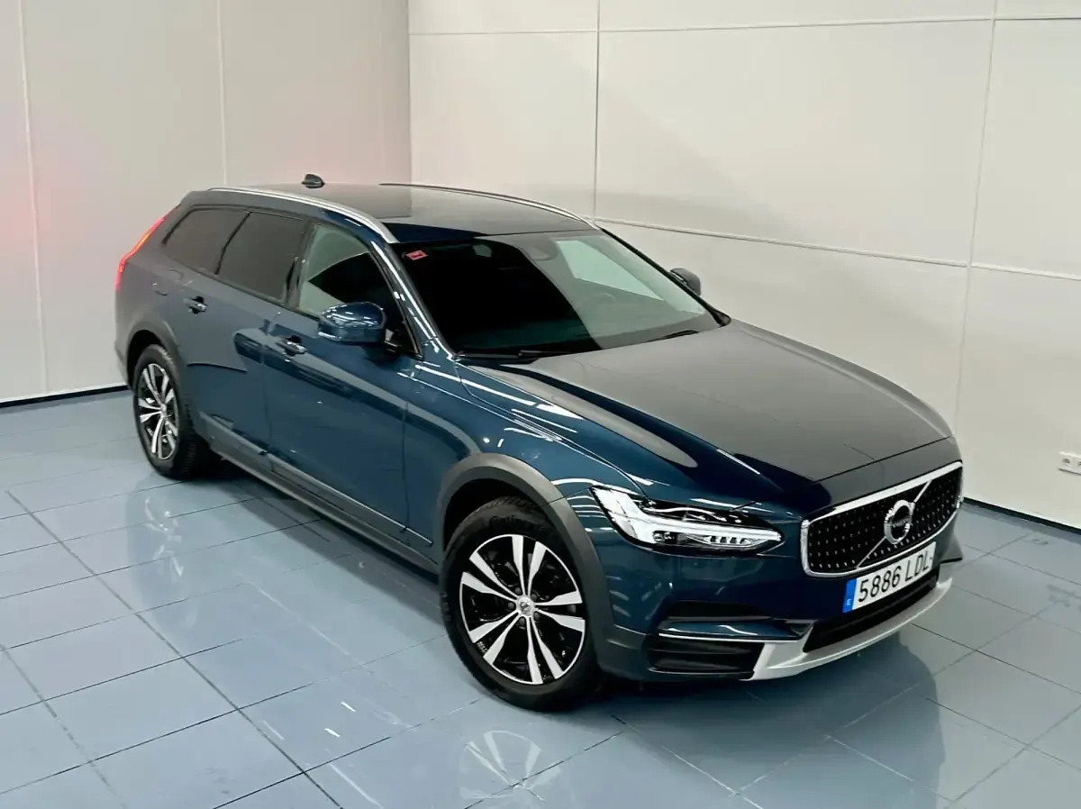 Usado Volvo V90 CC 190 CV (139 kW) 2019 Azul Familiar