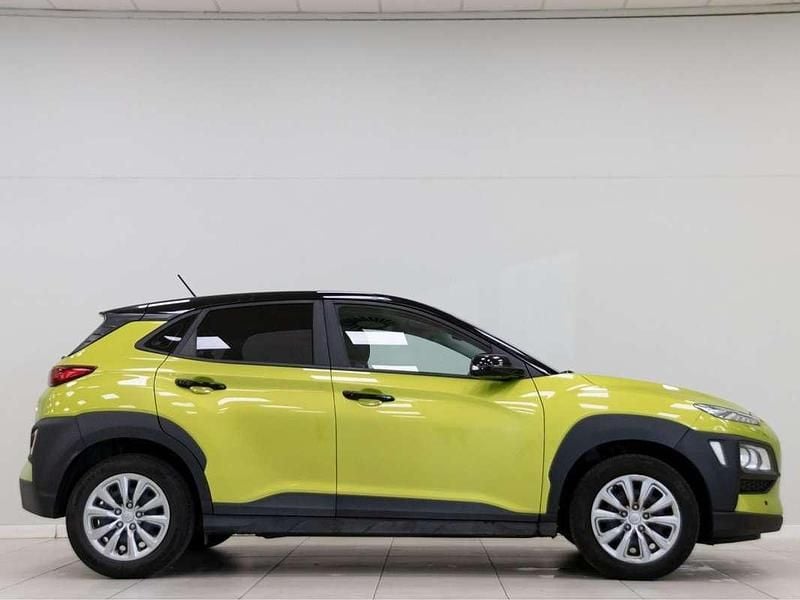 Usado Hyundai Kona 120 CV (88 kW) 2018 Amarillo SUV