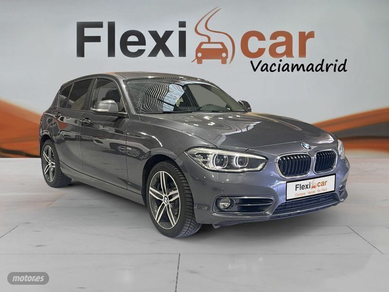 Gris Usado 2018 BMW 118 Sport Line Utilitario | 21.990 € (Caro) - Imagen 1/4