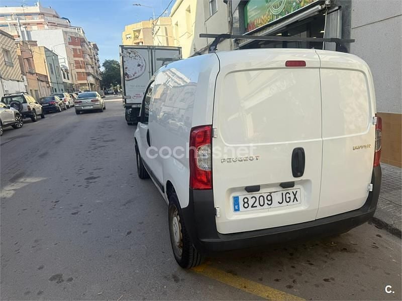 Usado Peugeot Bipper Access 75 CV (55 kW) 2015 Blanco Monovolumen