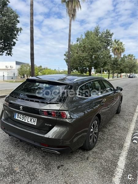 Usado Peugeot 508 SW Allure 130 CV (95 kW) 2020 Marrón Familiar