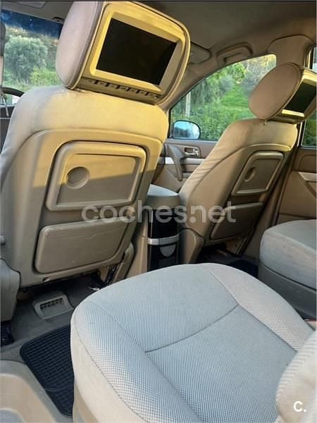 Usado Ssangyong (KGM) Rodius Limited 165 CV (121 kW) 2006 Negro Monovolumen