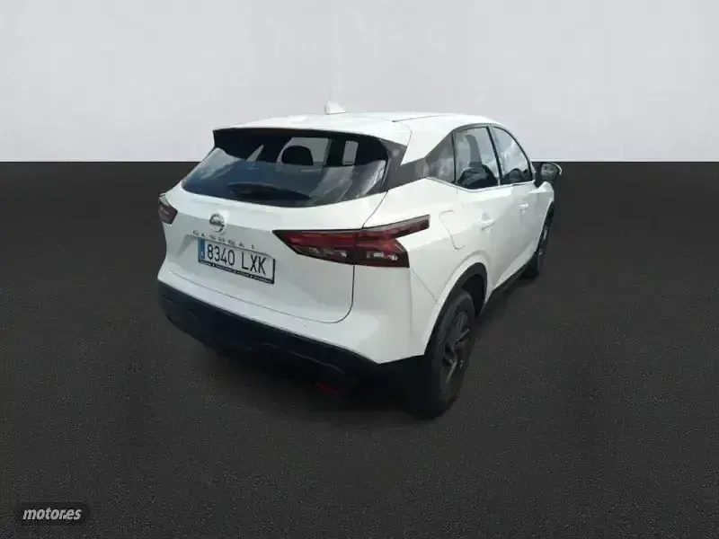 Usado Nissan Qashqai Acenta 140 CV (102 kW) 2022 Blanco SUV