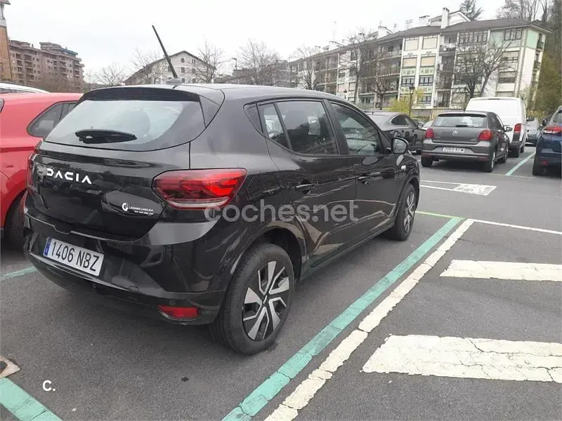Usado Dacia Sandero Expression 91 CV (66 kW) 2025 Negro Berlina