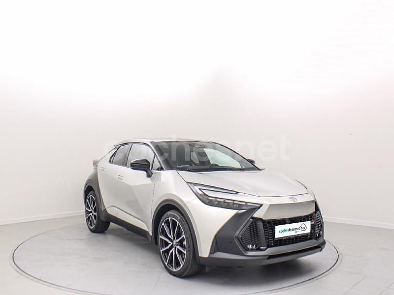 Gris / plata Usado 2024 Toyota C-HR Edition SUV | 42.500 € - Imagen 1/4