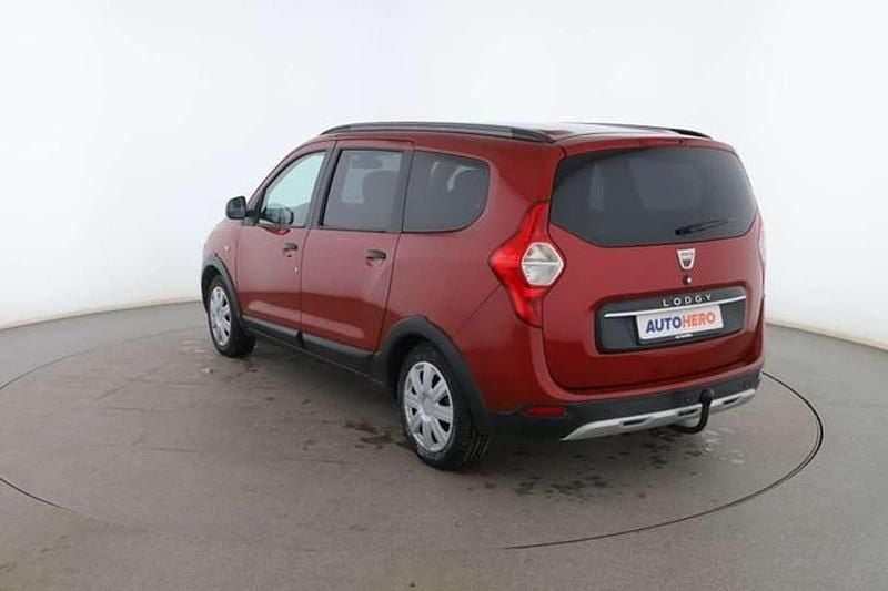 Usado Dacia Lodgy 117 CV (86 kW) 2019 Rojo Monovolumen