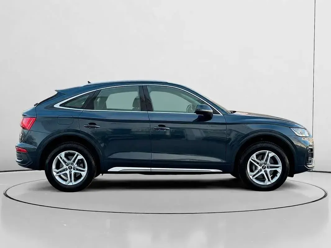 Usado Audi Q5 Sportback Advanced 299 CV (219 kW) 2022 Gris SUV