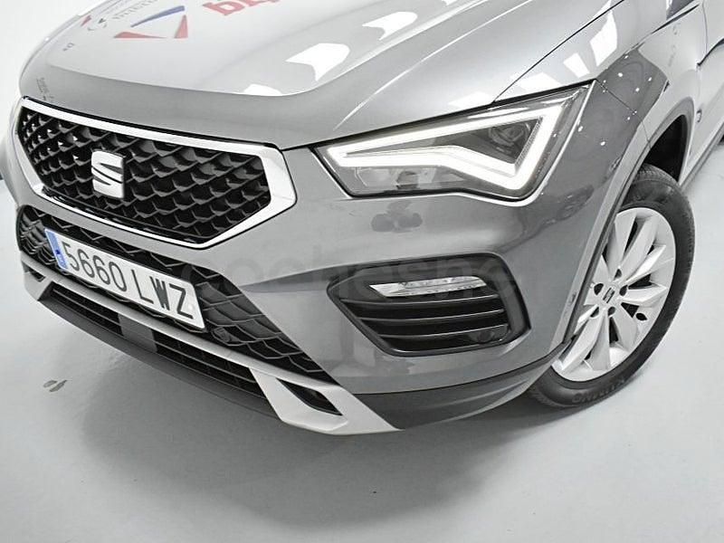 Usado Seat Ateca Style 116 CV (85 kW) 2022 Gris / plata SUV