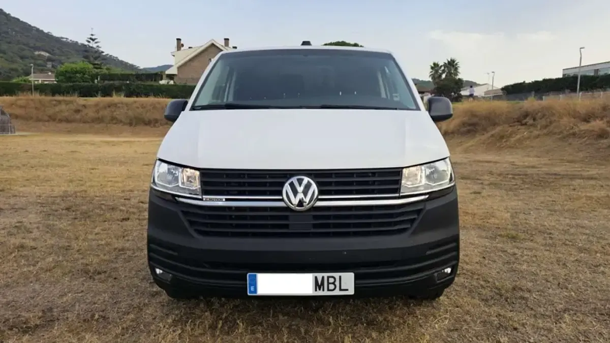 Usado VW T6.1 150 CV (110 kW) 2022 Blanco Van
