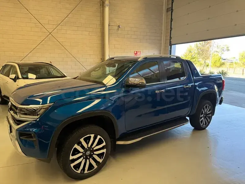 Usado VW Amarok Aventura 241 CV (177 kW) 2025 Azul Pickup/Camioneta