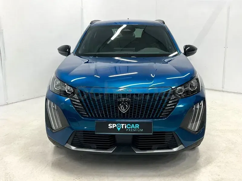 Usado Peugeot 2008 Allure 100 CV (73 kW) 2025 Azul SUV