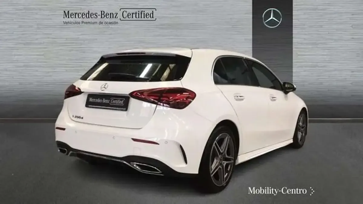 Usado Mercedes A220 151 CV (111 kW) 2024 Blanco Berlina