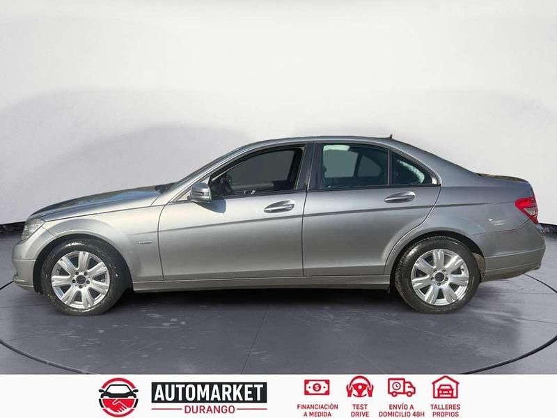 Usado Mercedes C200 Avantgarde 136 CV (100 kW) 2010 Beige Berlina