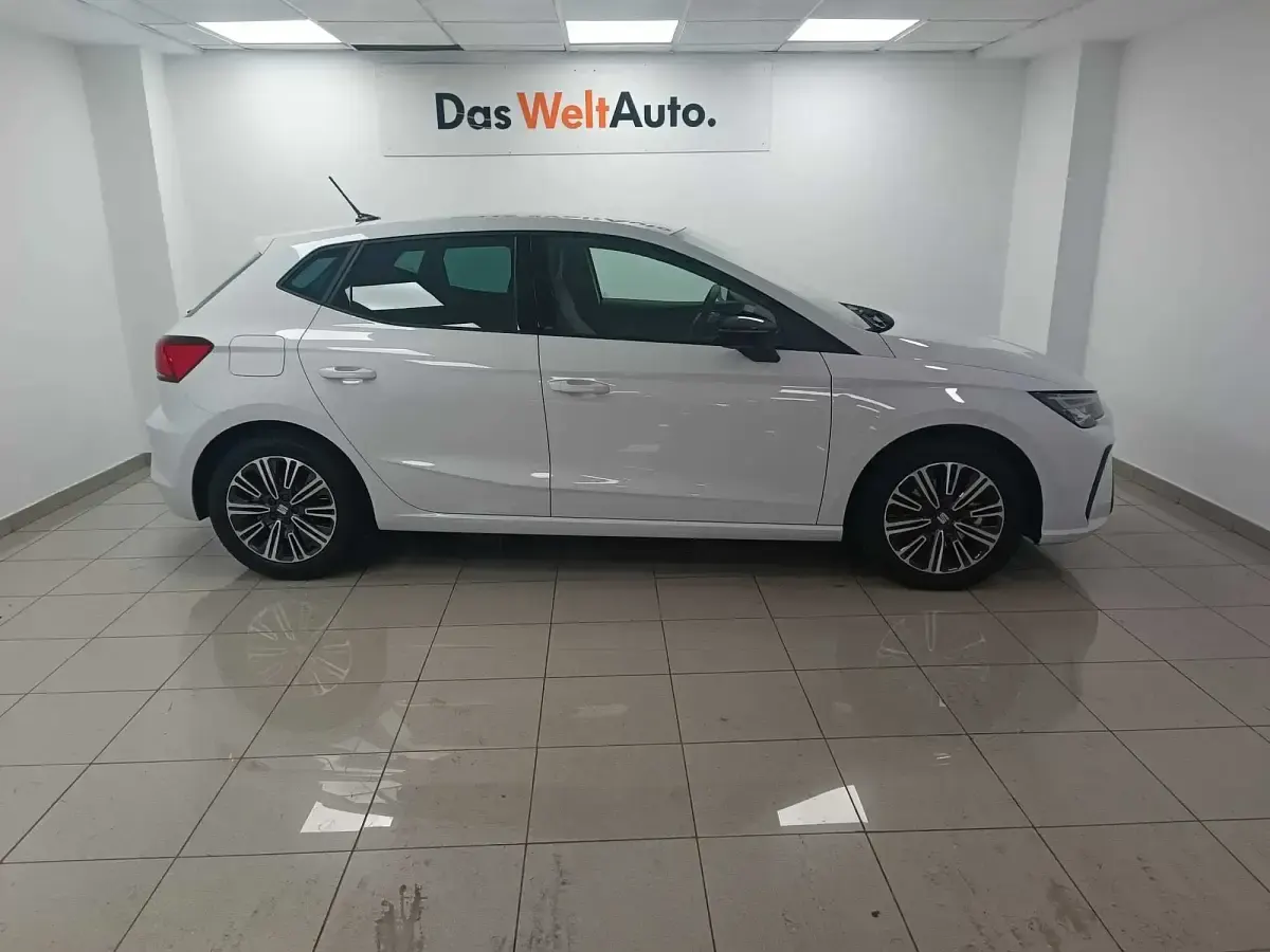Nuevo Seat Ibiza FR 116 CV (85 kW) 2026 Blanco Utilitario