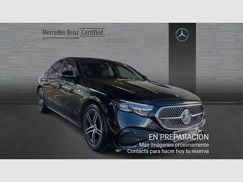Usado Mercedes E300 313 CV (230 kW) 2025 Otro Berlina