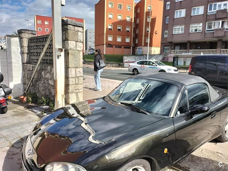 Usado Mazda MX5 110 CV (80 kW) 2002 Negro Descapotable