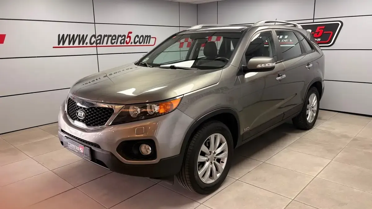 Usado Kia Sorento 197 CV (144 kW) 2012 Gris SUV