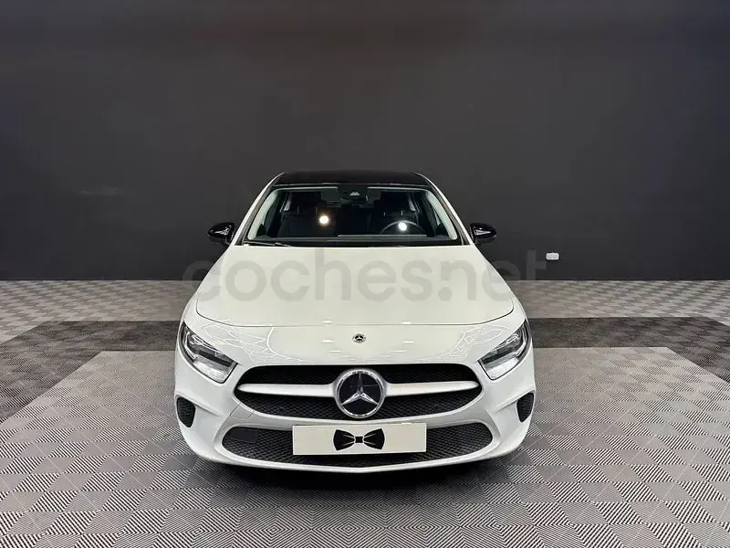 Usado Mercedes A180 136 CV (100 kW) 2022 Blanco Berlina