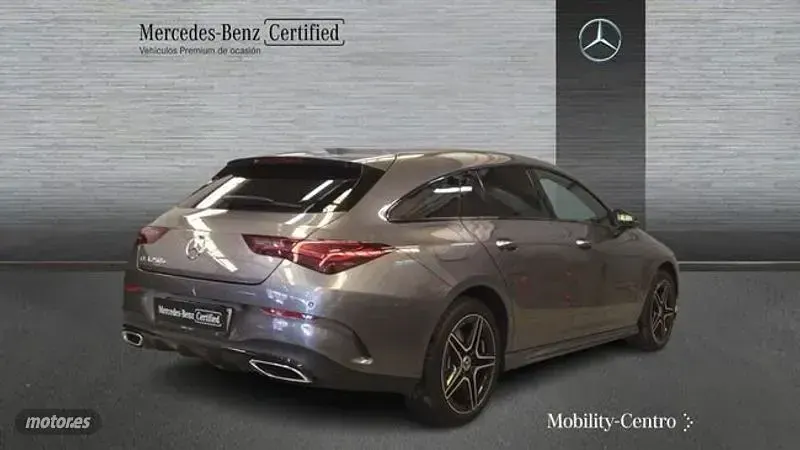 Usado Mercedes CLA250e 217 CV (159 kW) 2025 Gris Coupe