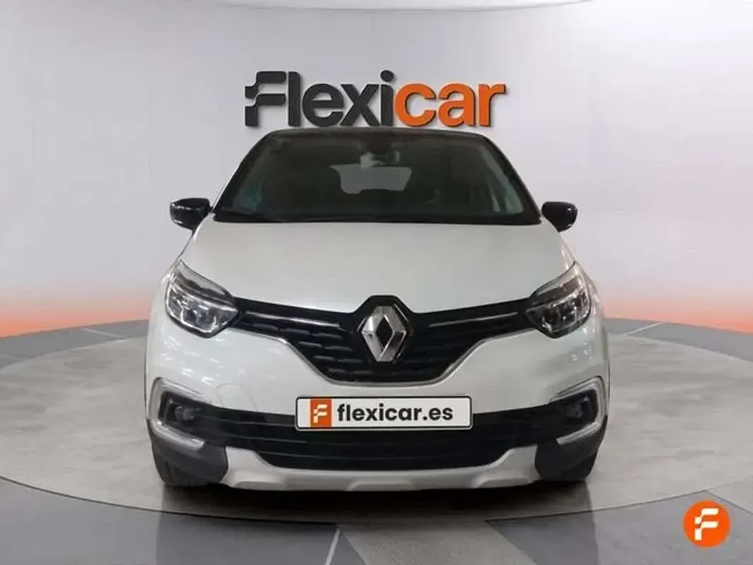Usado Renault Captur Zen 131 CV (96 kW) 2019 Blanco SUV