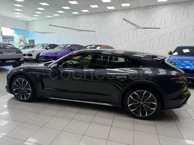 Usado Porsche Taycan 4 Cross Turismo Cross Turismo 350 kW (476 CV) 2021 Eléctrico Familiar