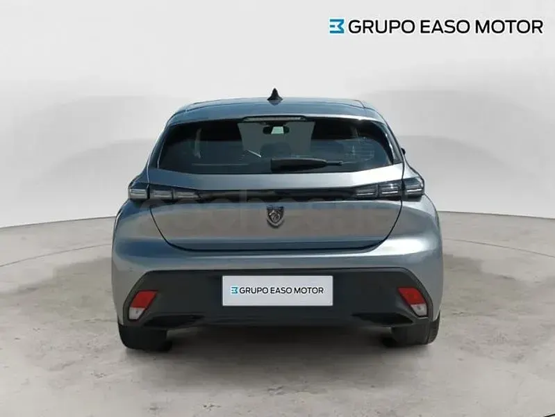 Usado Peugeot 308 Active 110 CV (80 kW) 2022 Gris / plata Berlina