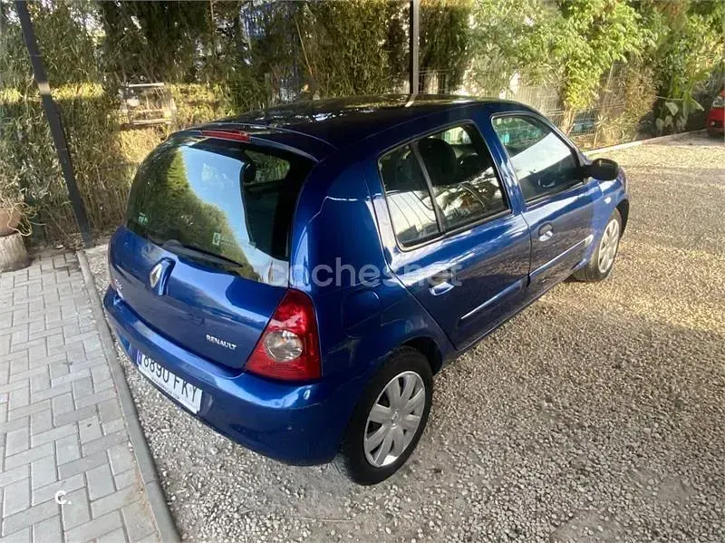 Usado Renault Clio II Authentique 70 CV (51 kW) 2007 Azul Berlina