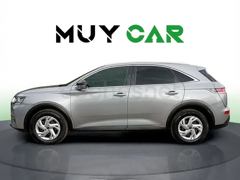Usado DS Automobiles DS7 Crossback Be Chic 130 CV (95 kW) 2018 Gris SUV
