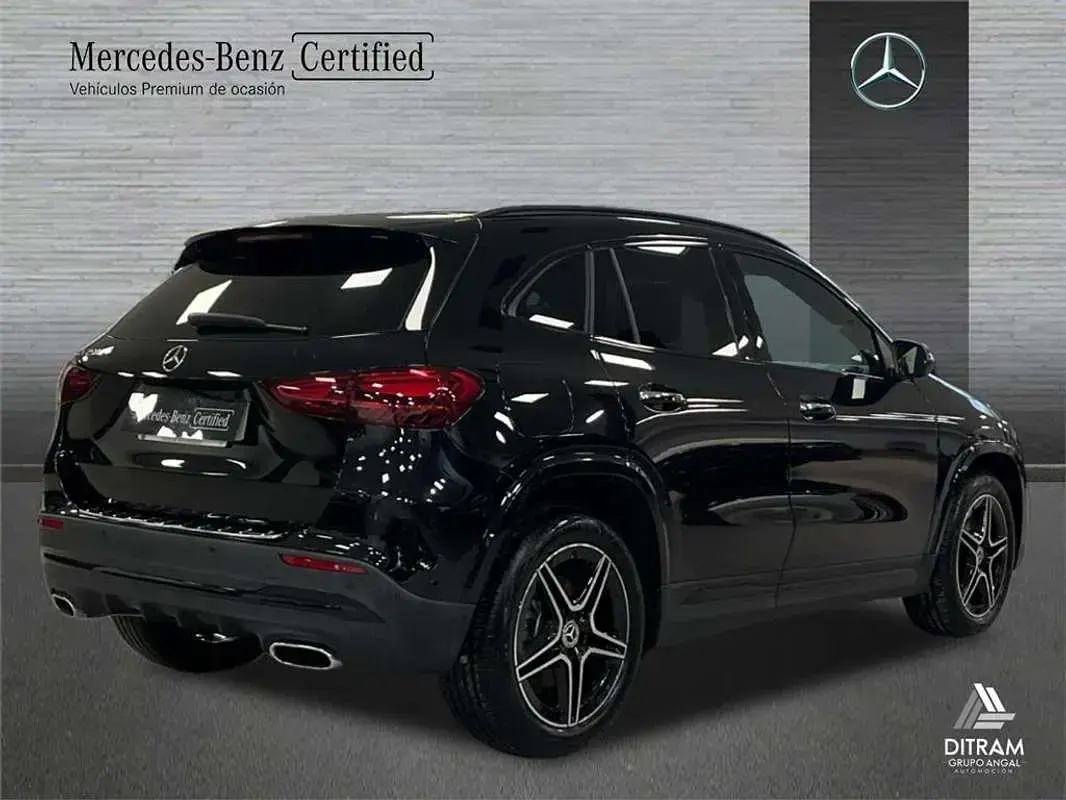 Usado Mercedes GLA250 218 CV (160 kW) 2024 SUV