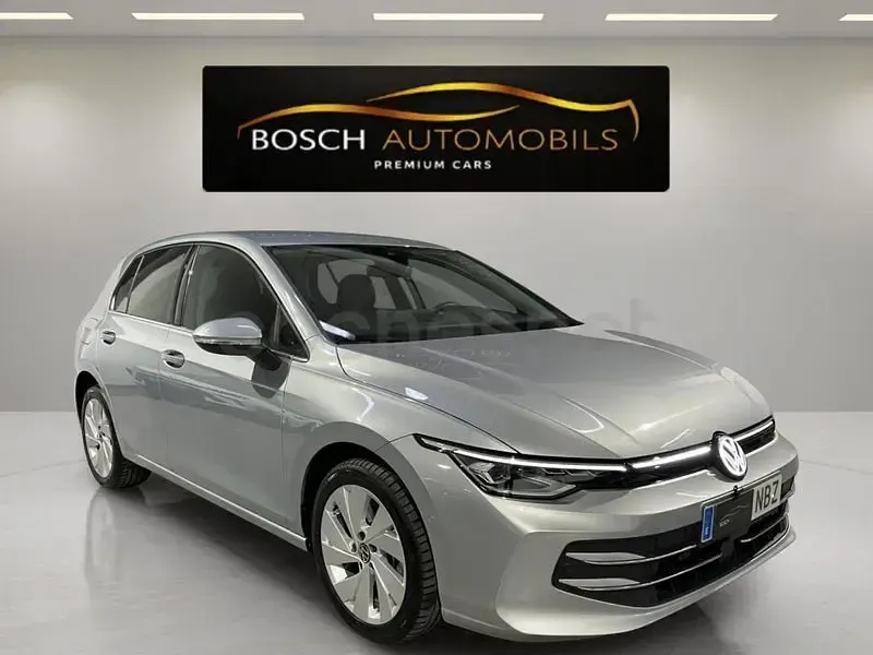 Usado VW Golf VIII Style 204 CV (150 kW) 2025 Gris / plata Berlina