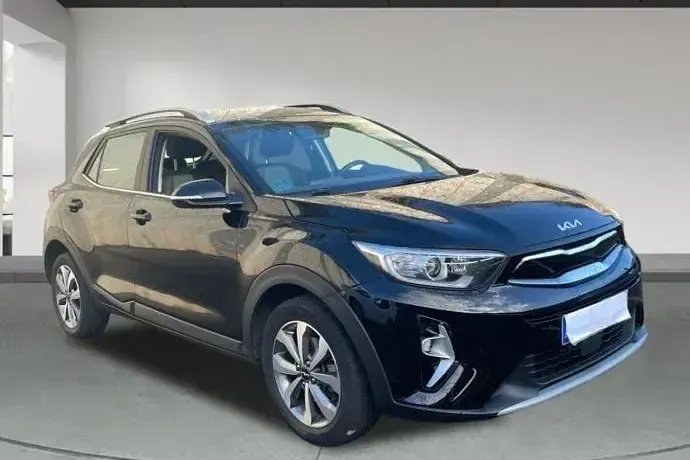 Usado Kia Stonic 84 CV (61 kW) 2023 SUV
