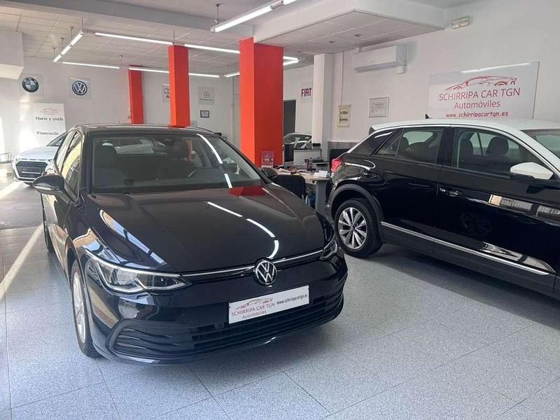 Usado VW Golf VIII 110 CV (80 kW) 2022 Negro Utilitario