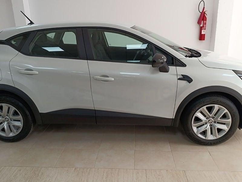 Usado Renault Captur Intens 90 CV (66 kW) 2021 Blanco SUV