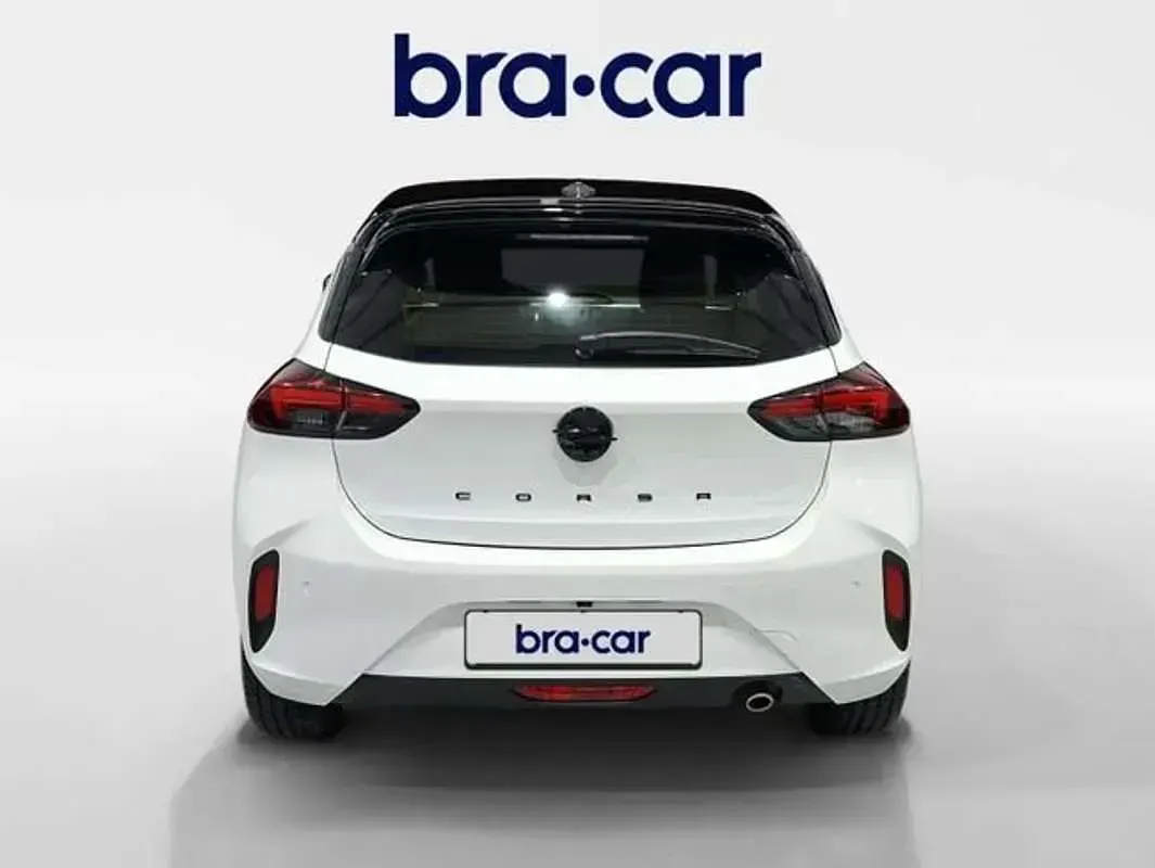 Usado Opel Corsa 101 CV (74 kW) 2023 Blanco Utilitario