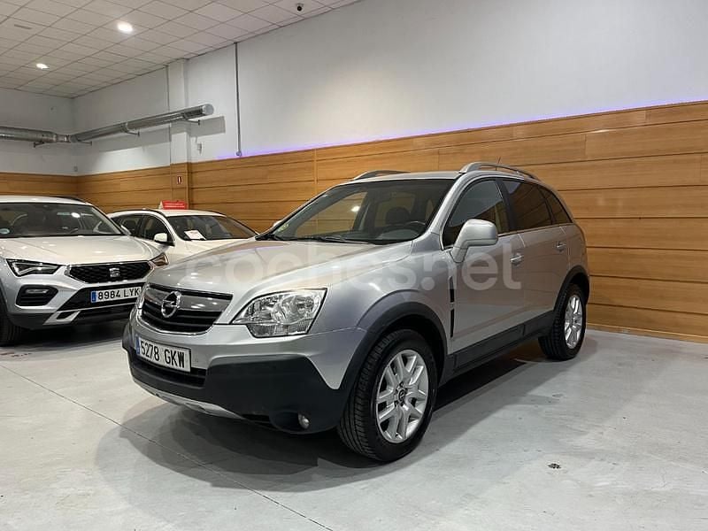 Gris / plata Usado 2009 Opel Antara Energy SUV | 4990 € (Precio justo) - Imagen 1/4