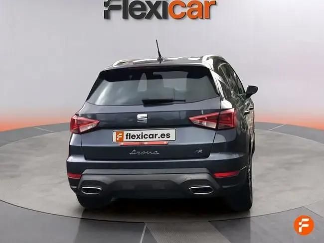 Usado Seat Arona FR 110 HP (80 kW) 2024 Azul SUV