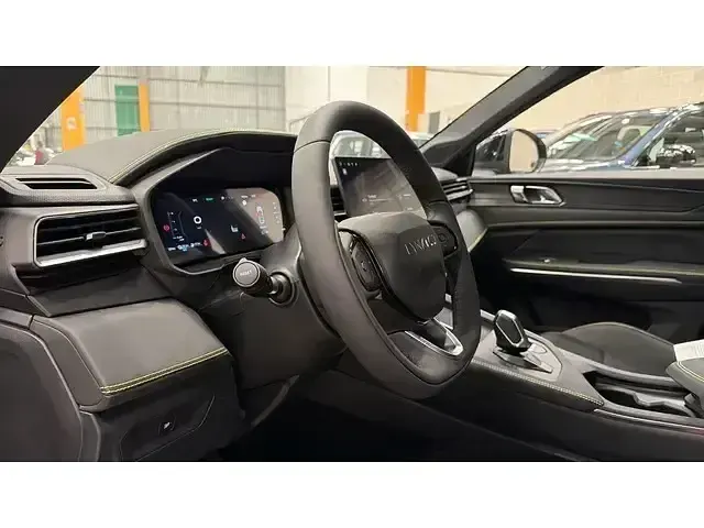 Usado Lynk & Co 01 276 CV (202 kW) 2026 Negro SUV