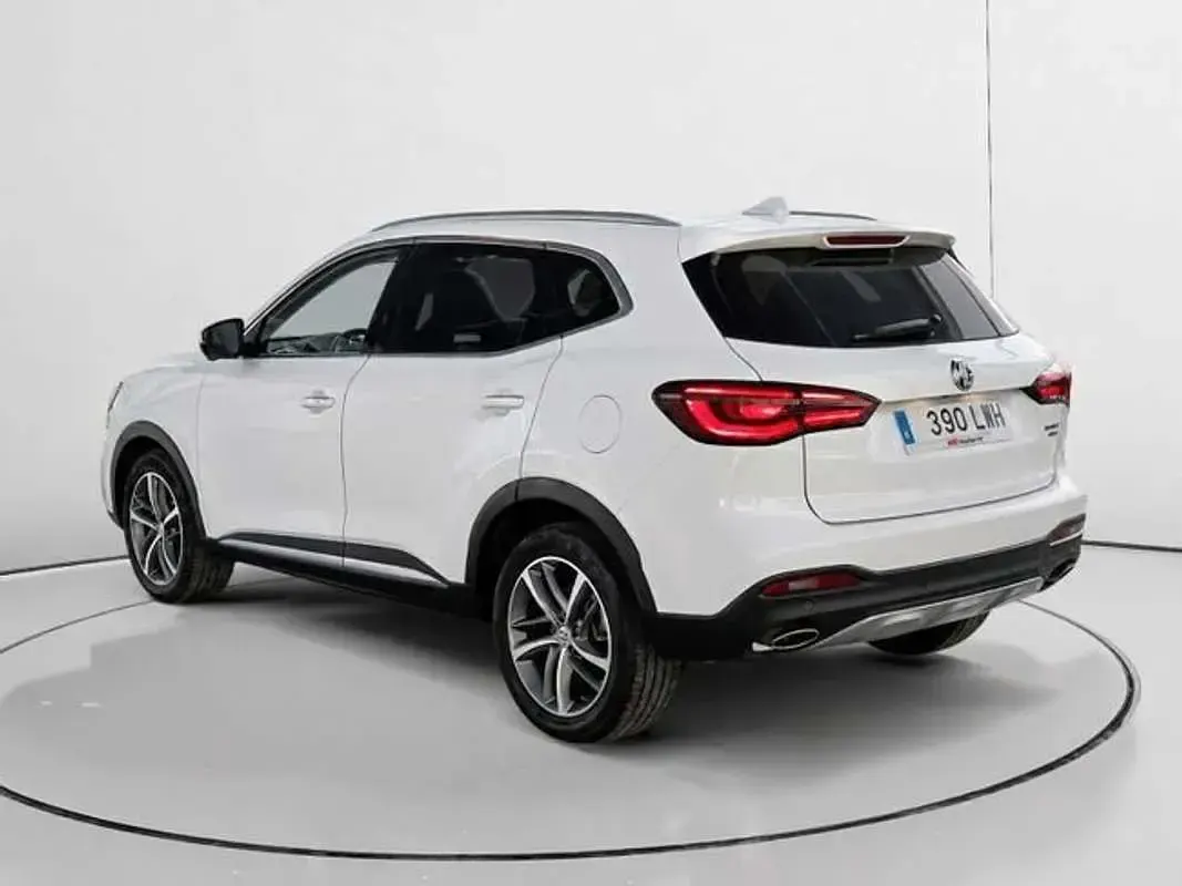 Używany MG EHS Comfort 258 KM (189 kW) 2022 Biały SUV
