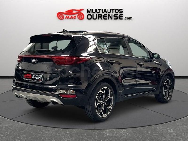 Usado Kia Sportage GT-Line 136 CV (100 kW) 2022 Gris / plata SUV