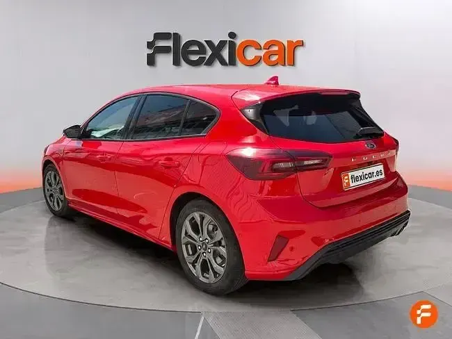 Usado Ford Focus Active 155 CV (114 kW) 2024 Rojo Berlina