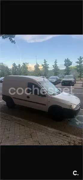 Usado Opel Combo 60 CV (44 kW) 2001 Blanco Monovolumen