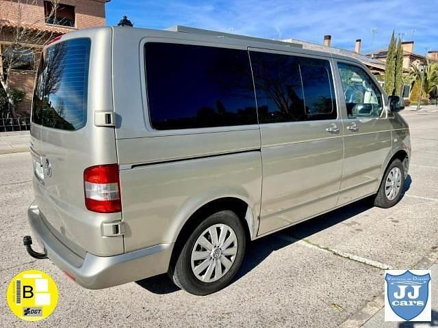 Usado VW Multivan Trendline 131 CV (96 kW) 2007 Beige Van