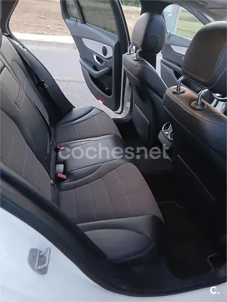 Usado Mercedes C220 Exclusive 170 CV (125 kW) 2015 Blanco Familiar