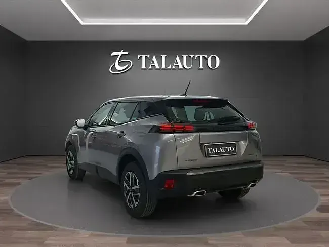 Nuevo Peugeot 2008 Allure 145 CV (106 kW) 2025 Gris SUV
