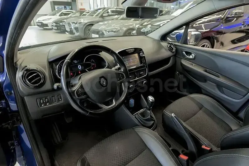 Usado Renault Clio IV Zen 120 CV (88 kW) 2018 Azul Berlina