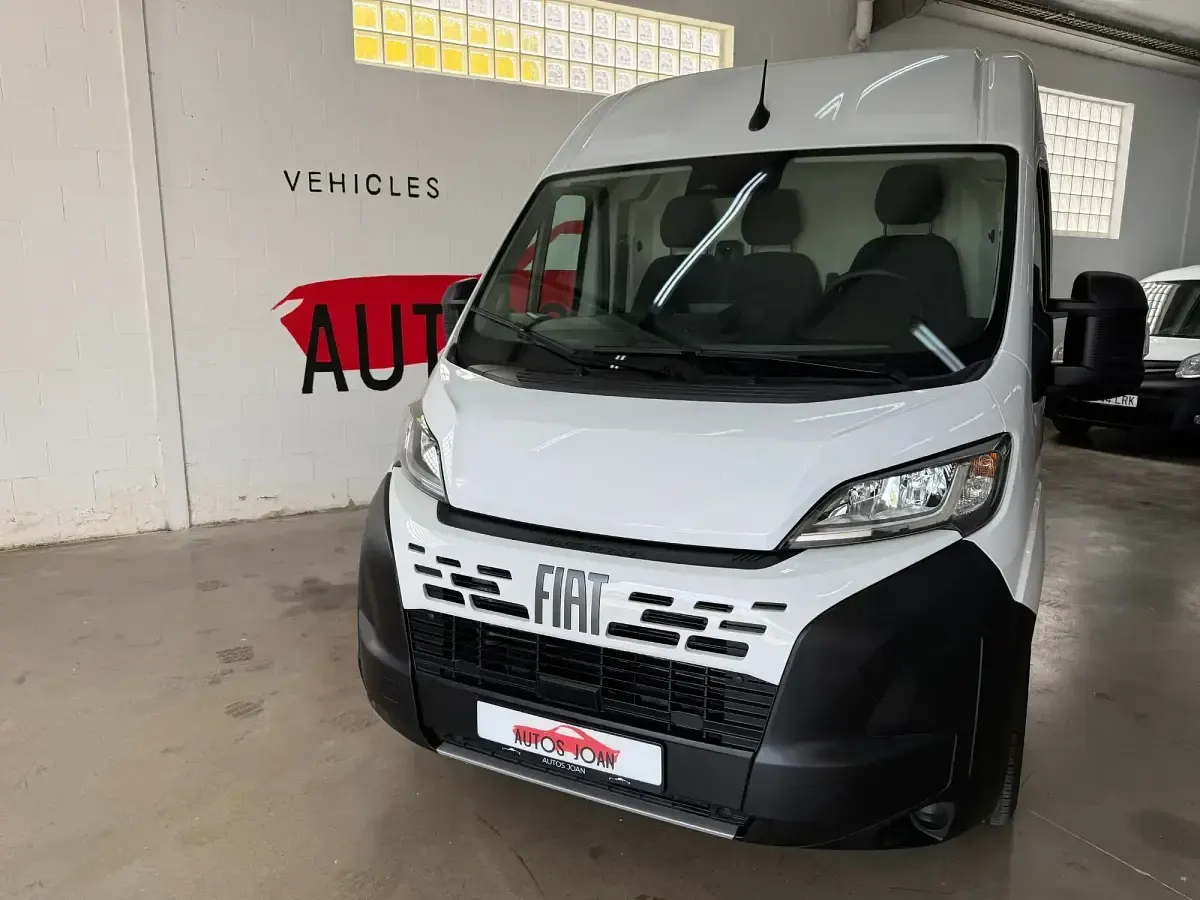 Usado Fiat Ducato 140 CV (102 kW) 2024 Blanco Van