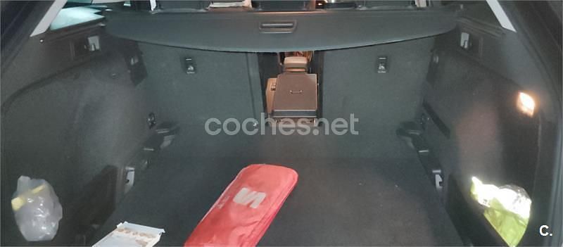 Usado Seat Leon ST Style 115 CV (84 kW) 2017 Gris / plata Familiar