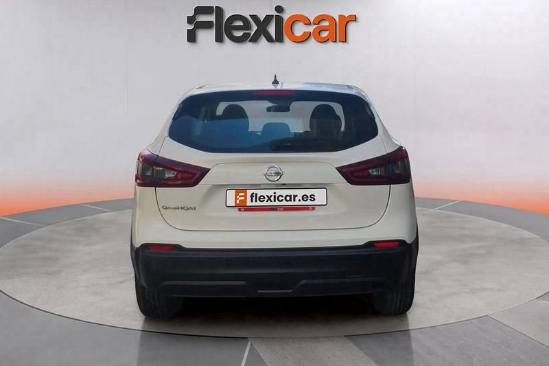 Usado Nissan Qashqai Acenta 140 CV (102 kW) 2021 Blanco SUV